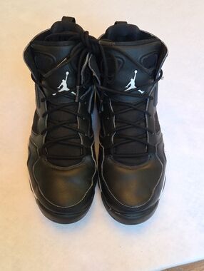 NIKE AIR JORDAN - FLIGHT CLUB 91 - Black and White  -  High-Top.